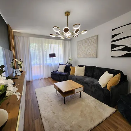 Apartment Casablanca - Walbrzych, Podzamcze