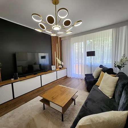 Casablanca - Walbrzych, Podzamcze ヴァウブジフ