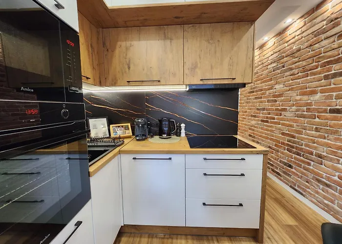 Casablanca - Walbrzych, Podzamcze Waldenburg