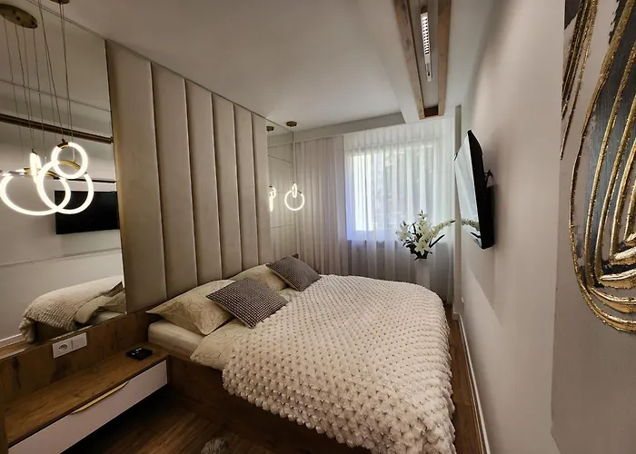 Apartment Casablanca - Walbrzych, Podzamcze